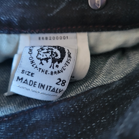 NWT Size 28 Diesel Jeans - Flaw, zipper - Picture 5 of 11
